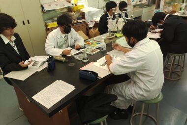 BS生命科学コース３年専門科目「バイオサイエンス」実験実習報告